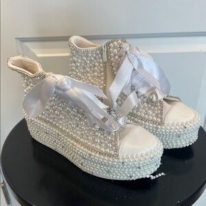 STILO Women's Pearl Wedding Shoes Platform High Tops Size 8